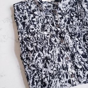Two by Vince Camuto Black & White Blouse Size XS
